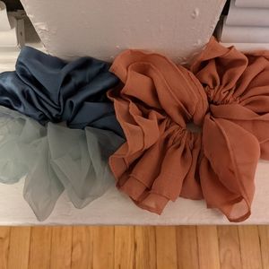 XL Scrunchies